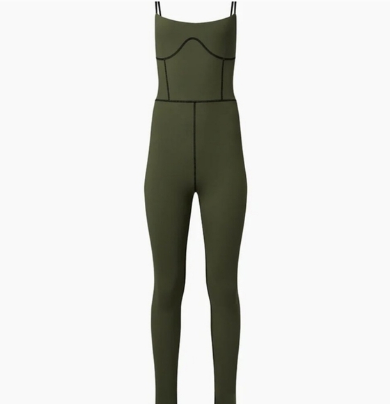 New WeWoreWhat Silhouette Ankle Flare Army Green Athleisure Jumpsuit NWT Large - Picture 7 of 14